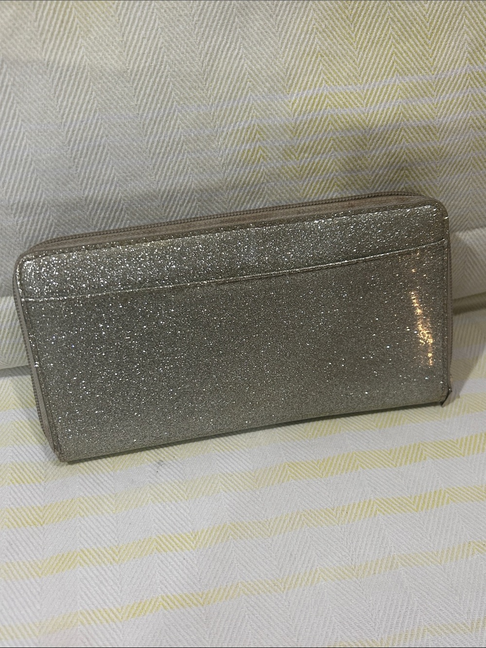 Kate Spade Sparkle Zip-Around Wallet - Silver Glitter Used Condition - Picture 7 of 10